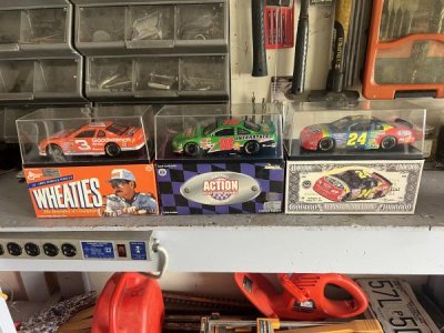 NASCAR 1:24 diecast, Earnhardt, Gordon, Labonte, more