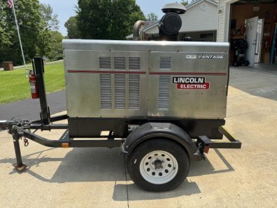 Lincoln welder/generator 50hp diesel on trailer
