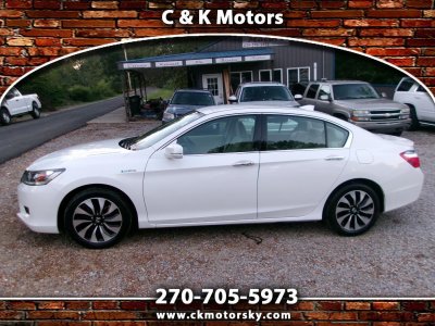2014 Honda Accord Hybrid 110k 40mpg / 1 Owner