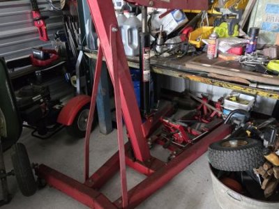 Engine crane - shop lift