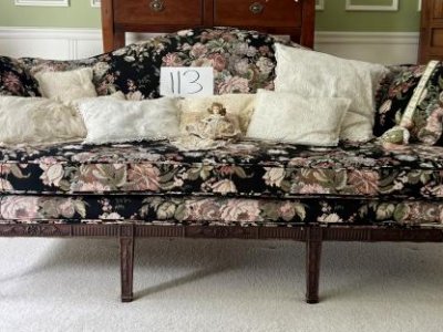 ABSOLUTE AUCTION!  LIVING ESTATE OF LINDA NICHOLS!