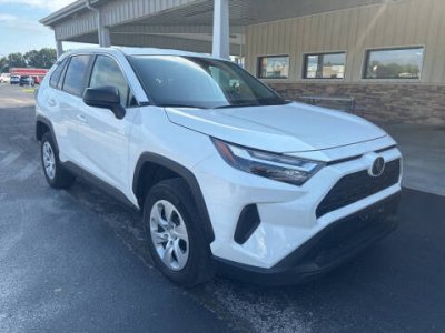 2025 Toyota RAV4 LE AWD