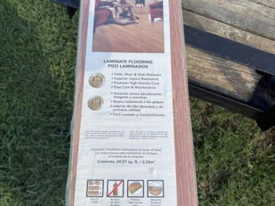 100sq. ft. Northern Oak Easy Lock Laminate Flooring