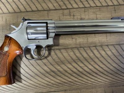 Smith & Wesson 686