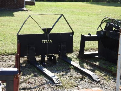 Titan Pallet Forks